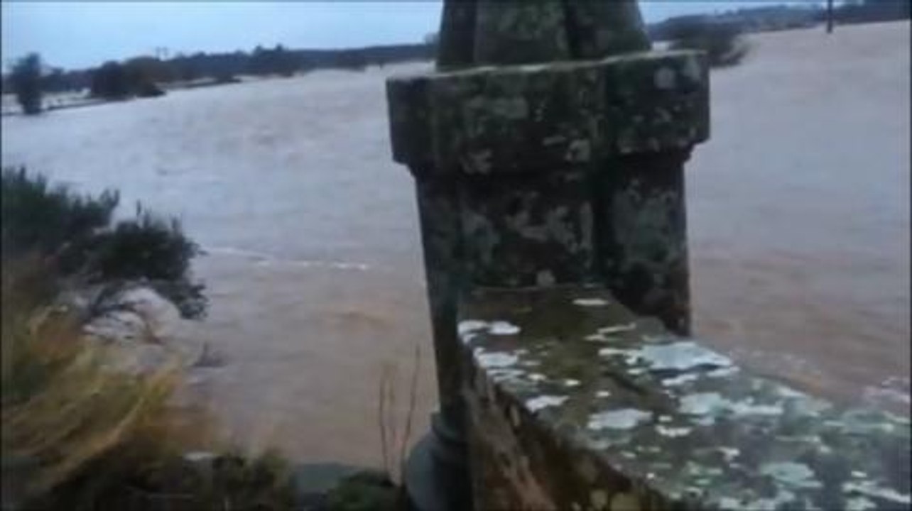 Bridge of Dun flooding