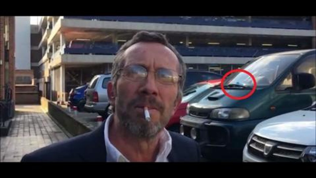 Perry Grant gets parking ticket