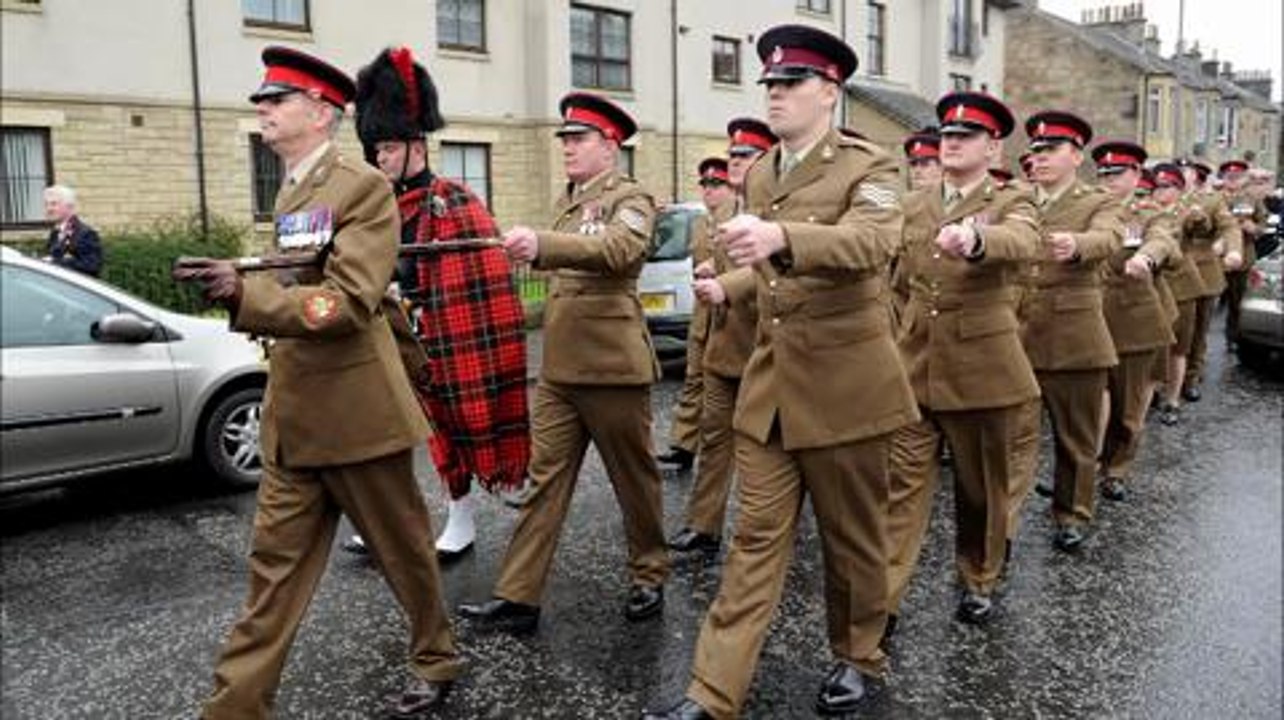 Falkirk Remembrance Sunday parades