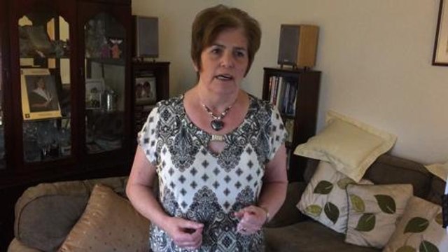 Granny who sings in Trainspotting 2