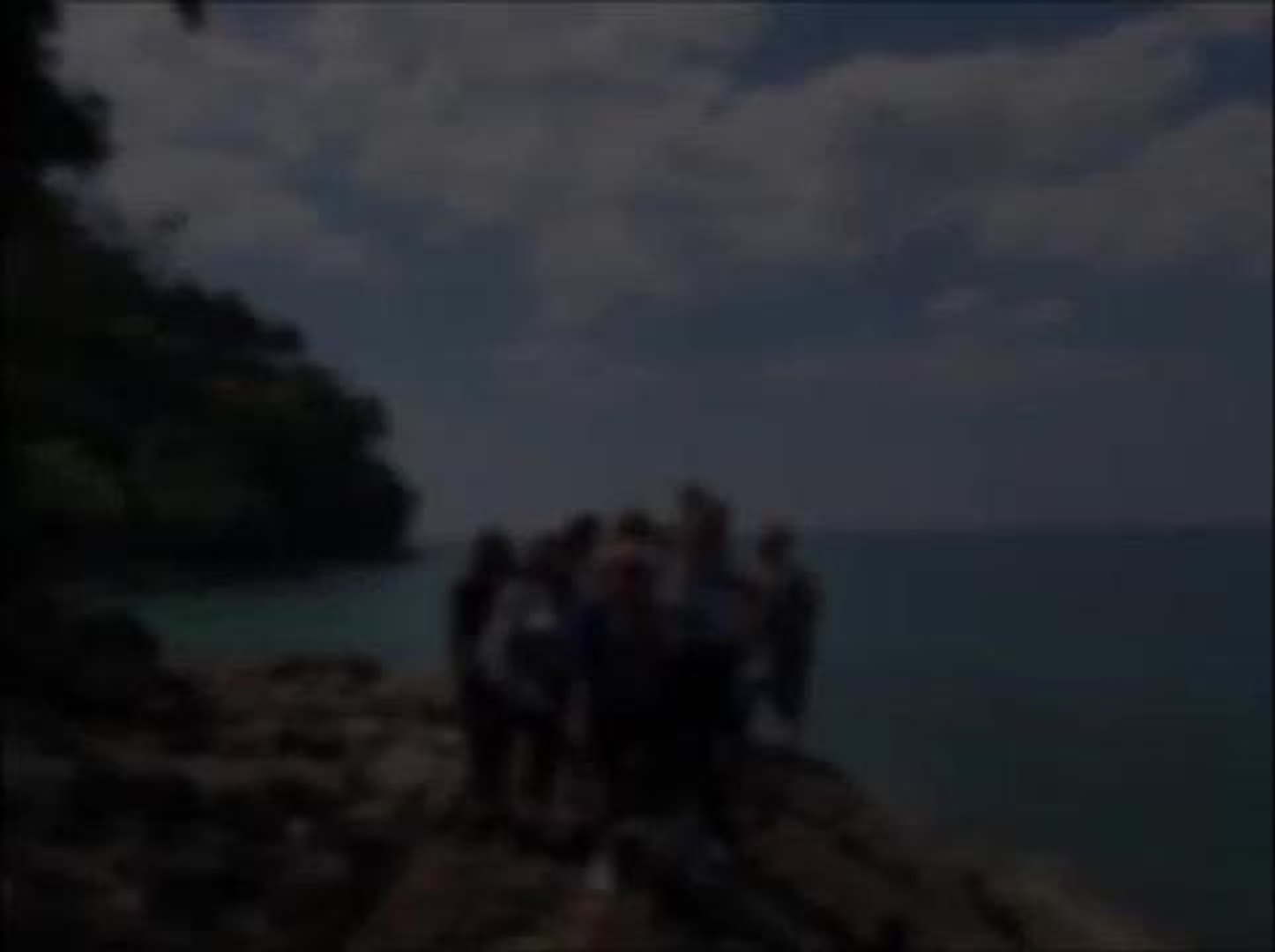⁣In pictures: Burnley College student volunteers return from life-changing trip to Thailand