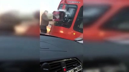 Siège auto bébé contre extincteur : en russie tous les moyens sont bons pour se défendre