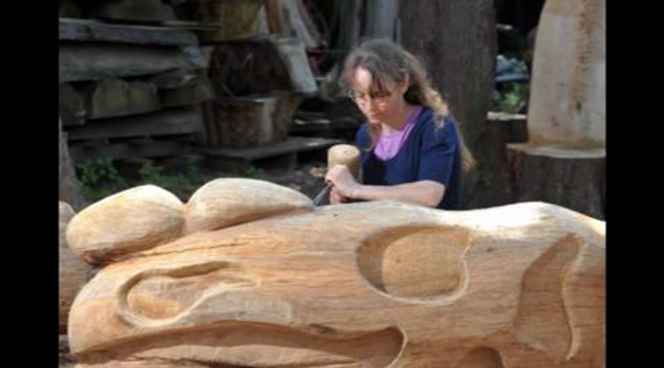Essay wood carver