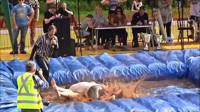 Gravy wrestling championships