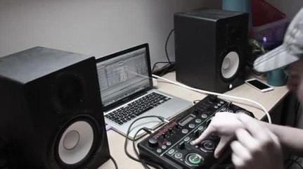 Hit the Road Jack LIVE Loop_Beatbox