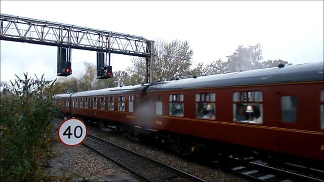 Flying Scotsman comes into Kettering