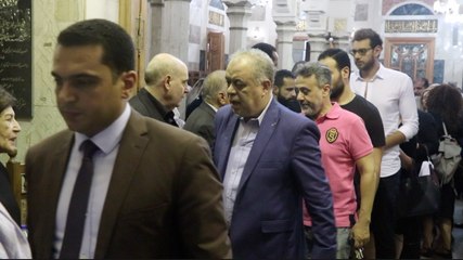 وحيد حامد وأشرف زكي أبرز الحضور بعزاء يوسف شريف رزق الله