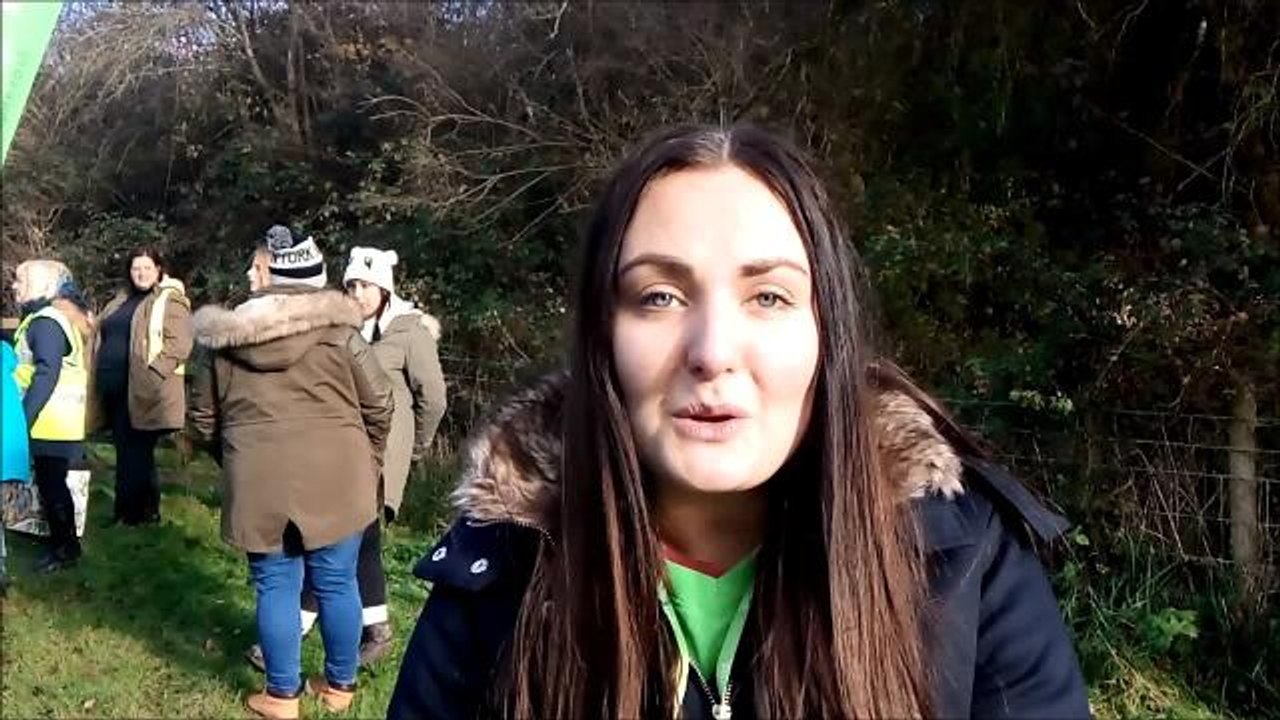 Rowans Hospice holds Woofs and Wellies event