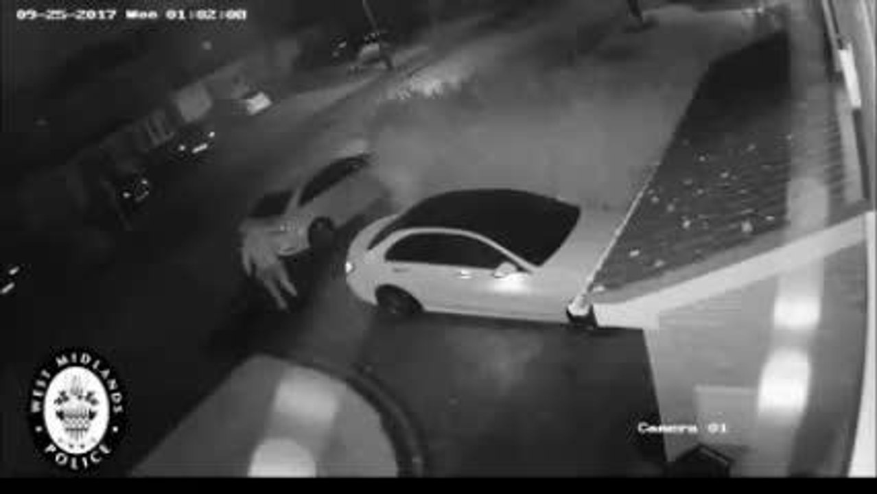 Thieves steal car in Birmingham