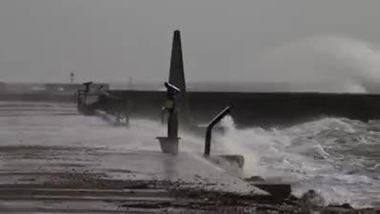 Waves batter Portsmouth seafront