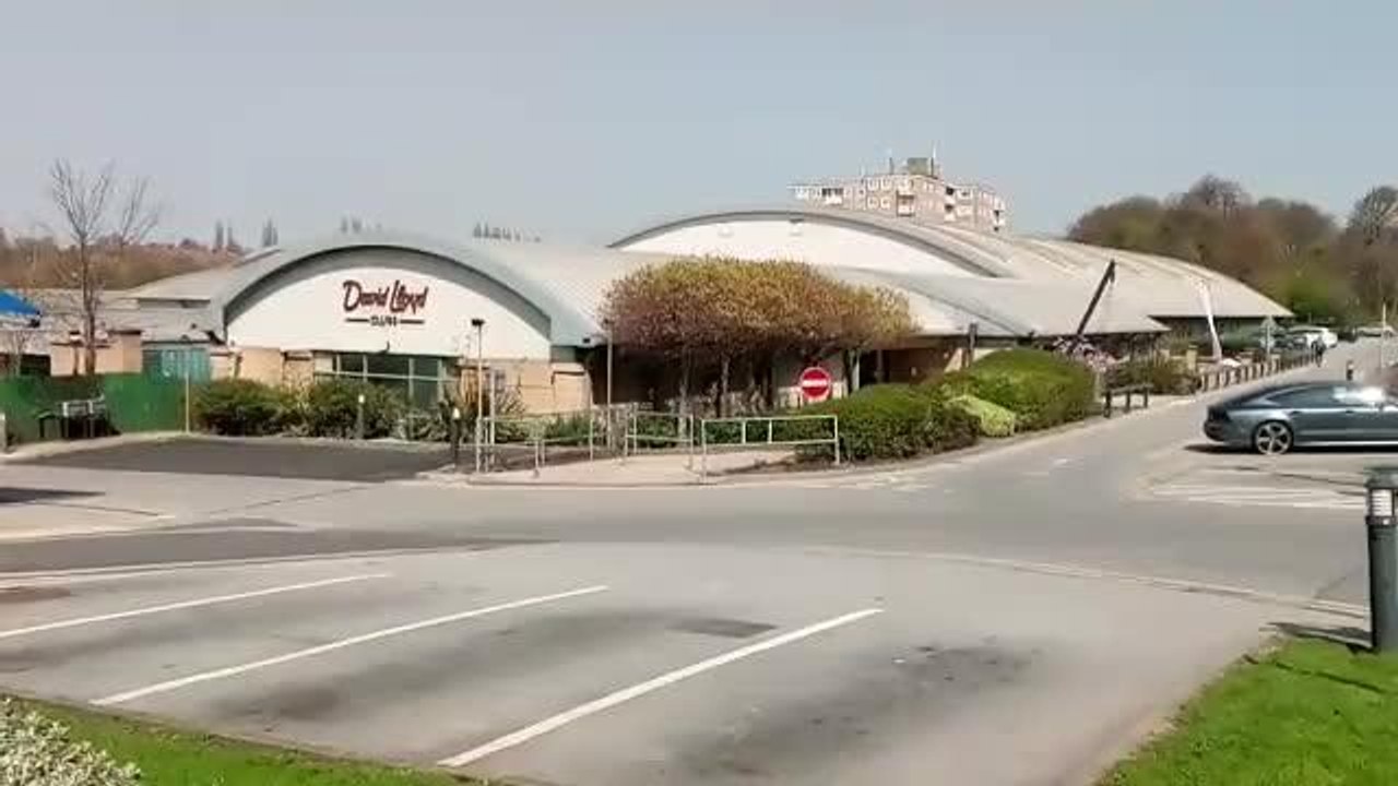 Death of boy at Leeds pool