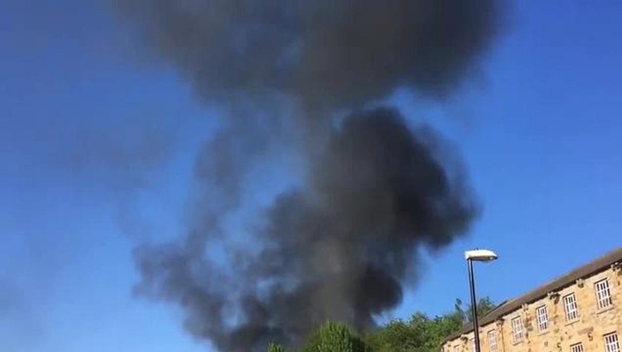 Environment Agency chief visits site of huge Sunderland recycling site blaze - and it's still burning.