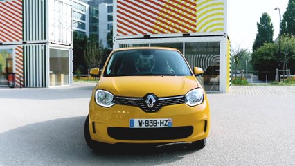 2019 New Renault TWINGO Design in Mango Yellow