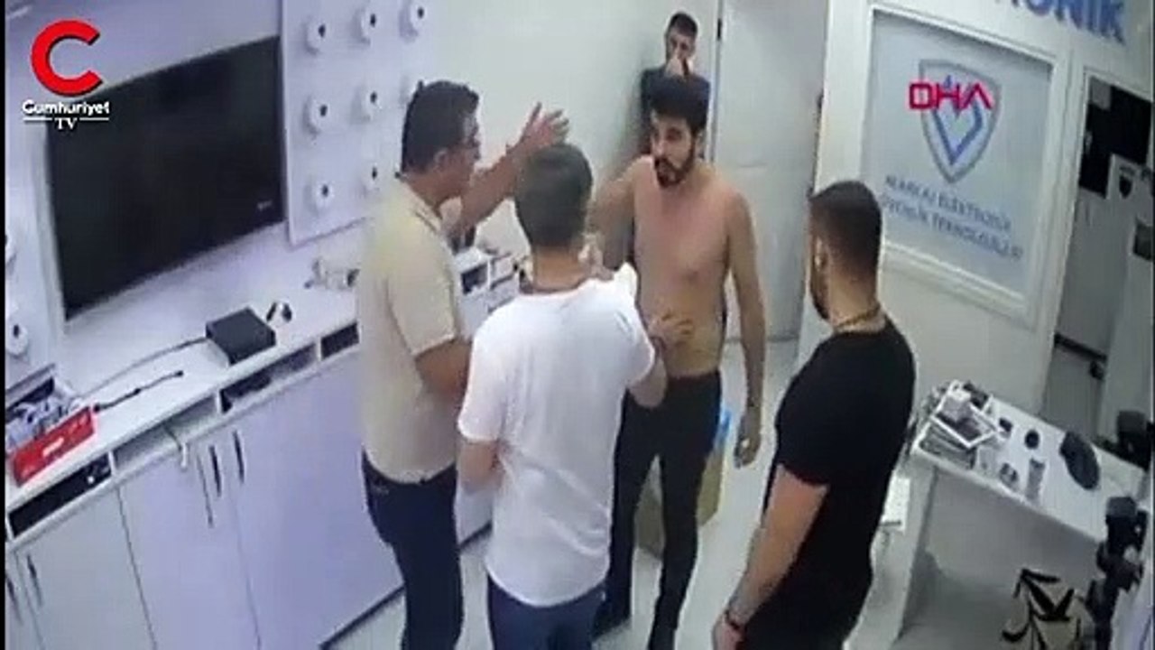 Güvenlik kamerası satan firma sahibine saldırı güvenlik kamerasında