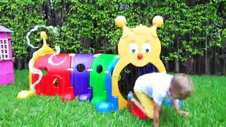 Vlad and Nikita build Inflatable Playhouse for children