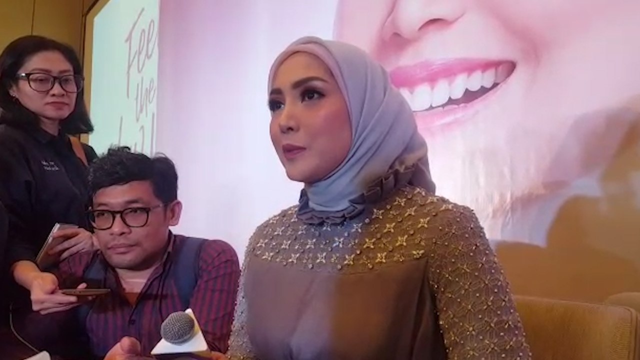 Tips Mencegah Penuaan Dini pada Kulit Wajah ala Fenita Arie
