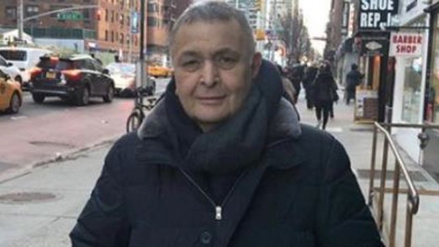 Rishi Kapoor signed 3 Bollywood films during his cancer treatment in New York ? | FilmiBeat