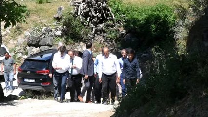 Necmettin öğretmen kabri başında anıldı