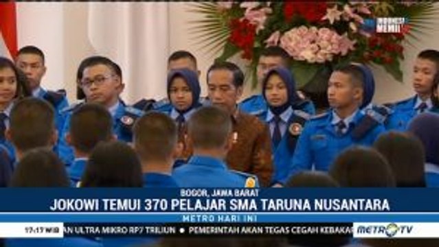 Jokowi Ajak Siswa SMA Taruna Nusantara Berani Lawan Hoaks