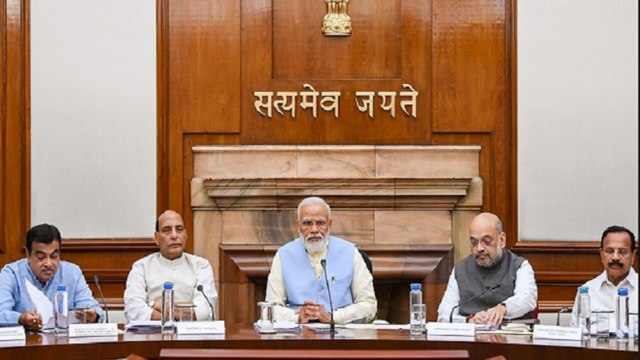 పార్టీ నేతల తీరుపై గుర్రుమంటున్న మోడీ | PM Modi Shouts On BJP Leaders Who Damages The Party Image