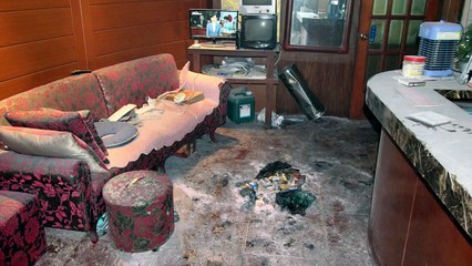 홧김에 자기 노래방에 불 질러 연기 흡입 / YTN