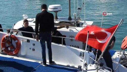 Çeşme'de 1 günde 6 operasyonda 127 göçmen yakalandı