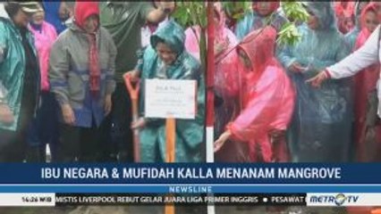 Iriana Jokowi dan Mufidah Kalla Tanam Mangrove di Labuan Banten
