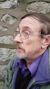 The moment William Houlker was confronted