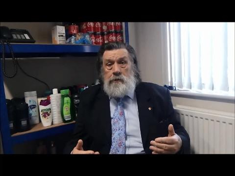 TV star officially opens East Durham food bank extension