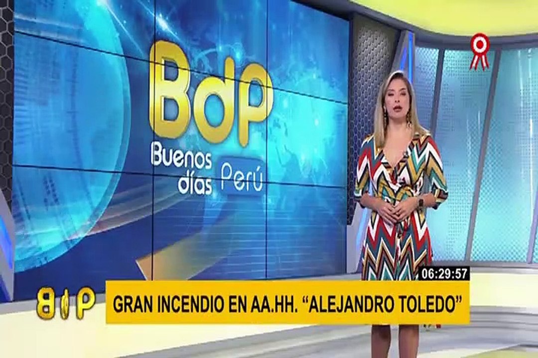 Iquitos: voraz incendio consume al menos 50 viviendas