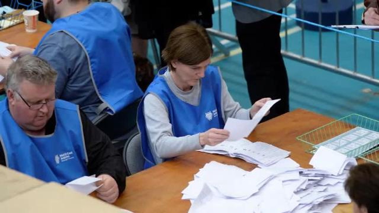 Counting Starts NI Council Elections 03-05-19 J...