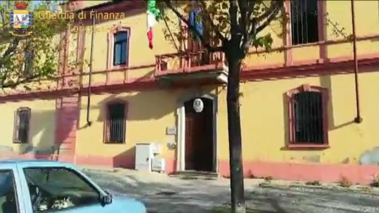 Torino - Giocattoli pericolosi, maxi sequestro in depositi cinesi (16.07.19)