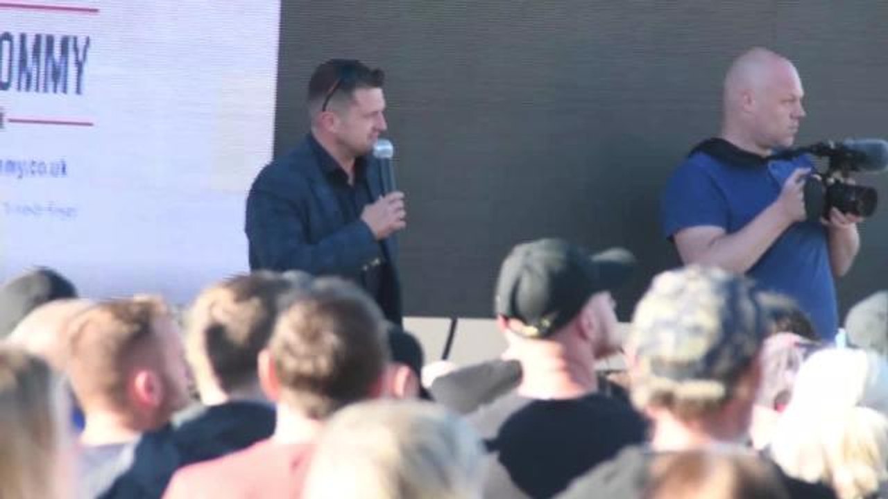Controversial Tommy Robinson makes his first ap...