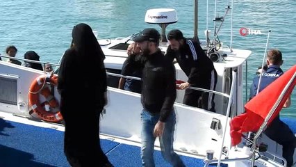 Çeşme'de 1 günde 6 operasyonda 127 göçmen yakalandı