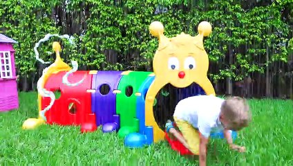 Vlad and Nikita build Inflatable Playhouse for children (1)