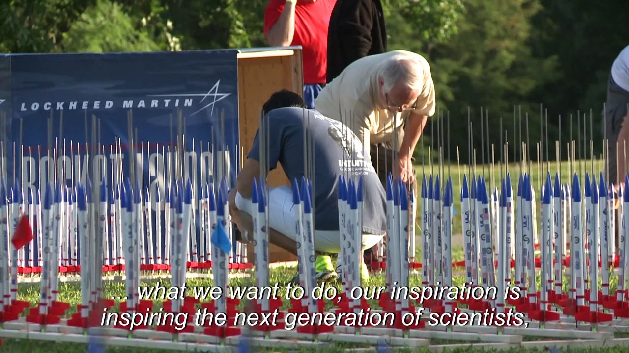 Space enthusiasts remember Apollo 11 with record-breaking model rocket launch