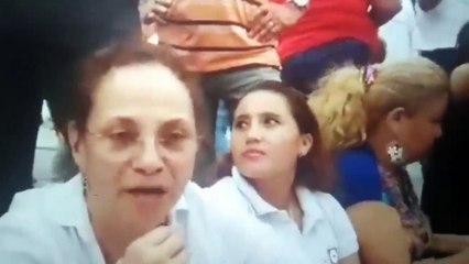 Pierina Correa lideró plantón en de contra de Lenin Moreno