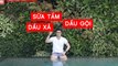 Tuyệt chiêu sinh tồn khi đi bơi của con trai - Clip hài - YAN News