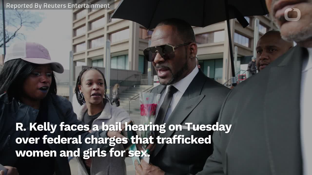 R. Kelly Faces Bail Hearing
