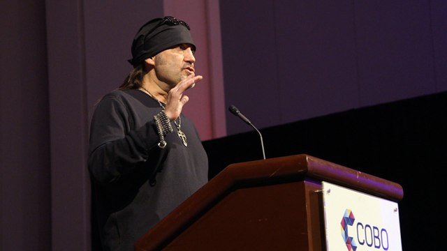 History|234238|1571508803614|Counting Cars|Danny Revs Up Autorama|S8|E17