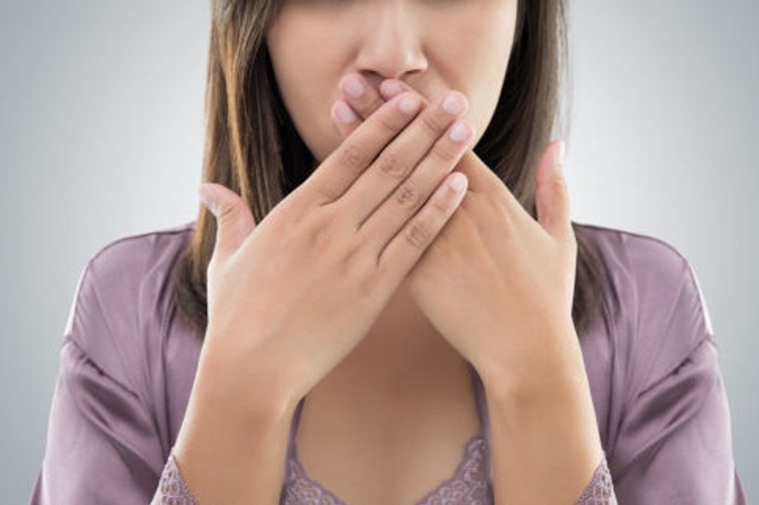 4 Ways to Overcome Shyness
