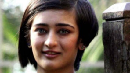 Akshara haasan scolds senior distributor