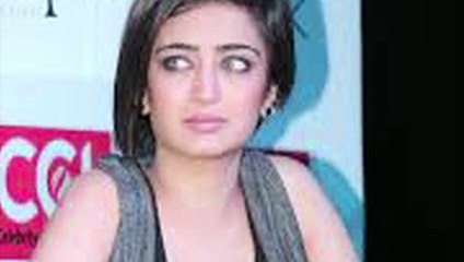 Akshara Haasan Waiting Go Bald A Film