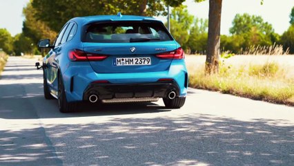 New BMW M135i vs old M140i review with 0-60mph, rolling race & brake test!