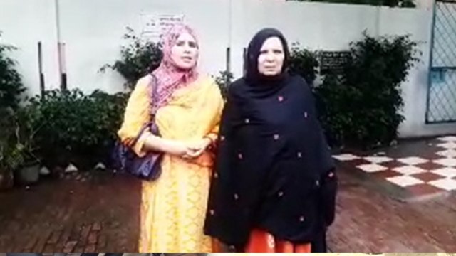 VIDEO: 2 बेटियों की मां ने जिस युवक की 2 साल तक की परवरिश, उसी ने खाते से उड़ाए 6 लाख रु.