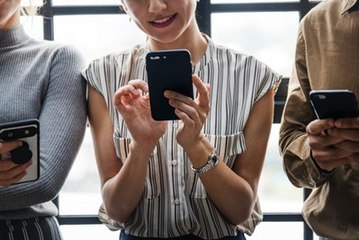 Une étude prouve l’effet dépressif des réseaux sociaux sur les adolescents