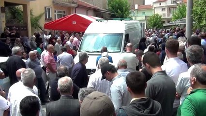 Eskişehir'deki kazada hayatını kaybedenler toprağa verildi