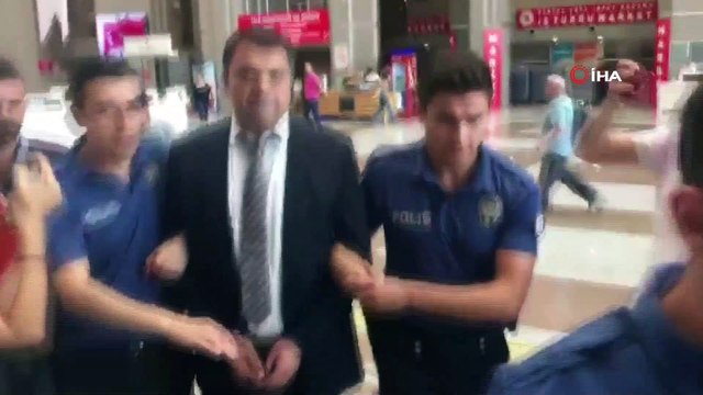 Hrant Dink davasında zaman aşımı ihtimaline ilişkin dosyası ayrılan 9 sanık hakkındaki davada karar açıklandı. Mahkeme Erhan Tuncel'i, Hrant Dink’i öldürmeye yardımdan 18 yıl, örgüte yardımdan 2 yıl 6 ay ve Trabzon'daki bombalı saldırıya i