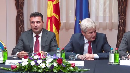Zaev “fshesë” në administratë - News, Lajme - Vizion Plus