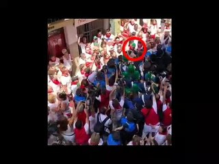 Una concejal de Bildu acosa a UPN en la procesión